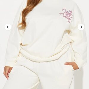 Fashion Nova Wife of the Party Crew Neck